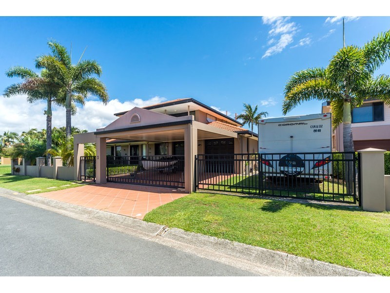 3 Sandakan Avenue, Runaway Bay QLD 4216