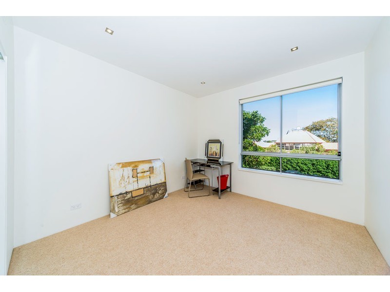225/3-5 Pendraat Parade, Hope Island QLD 4212