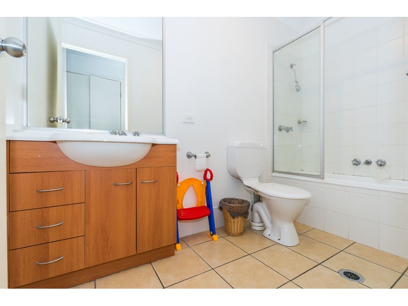 10/590 Pine Ridge Road, Coombabah QLD 4216