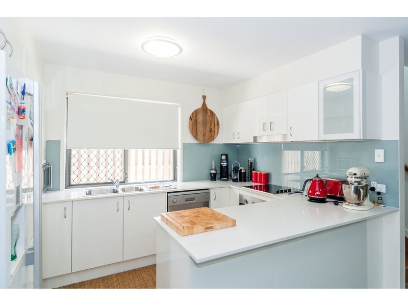 36 La Savinia Drive, Coombabah QLD 4216