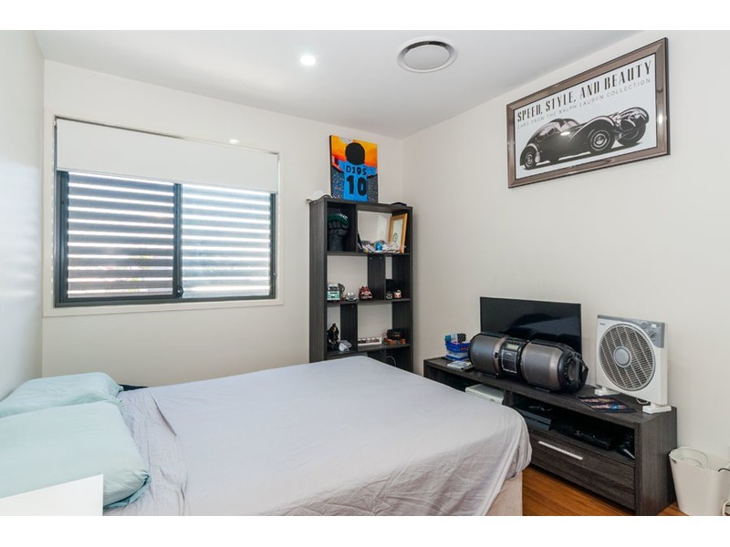 36 La Savinia Drive, Coombabah QLD 4216