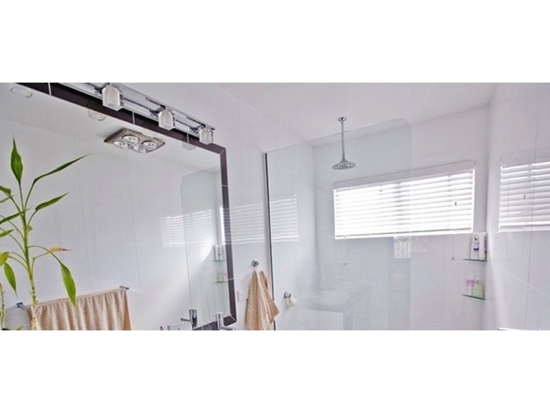 7 Bundarra Street, Coombabah QLD 4216