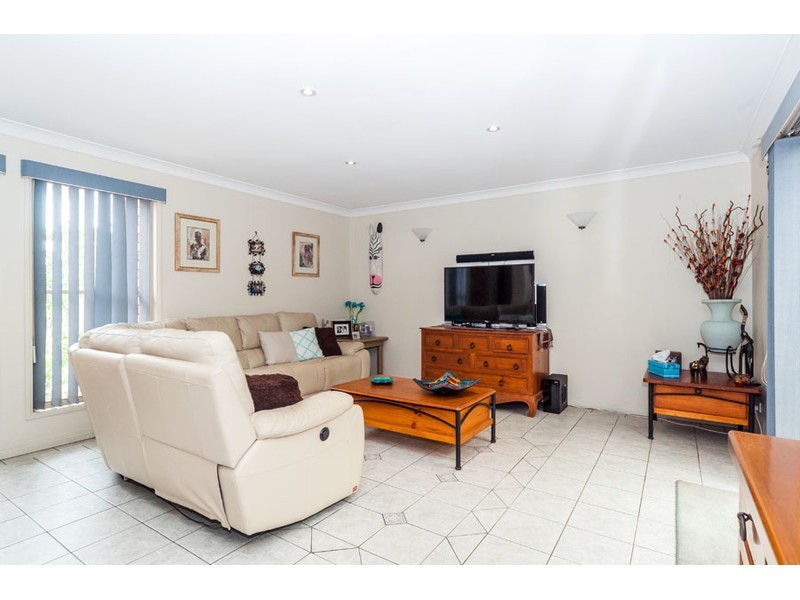 4 O’Grady Drive, Paradise Point QLD 4216
