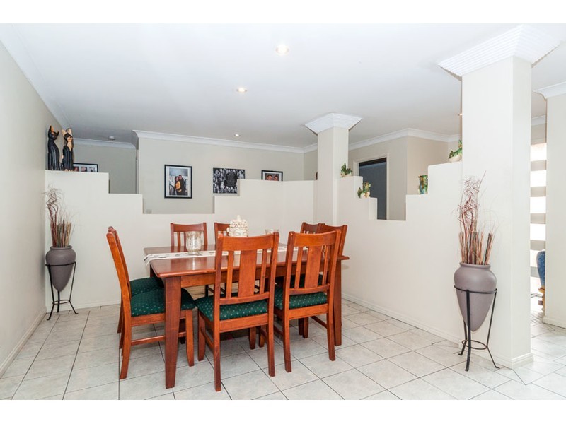 4 O’Grady Drive, Paradise Point QLD 4216