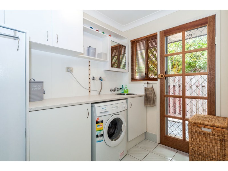4 O’Grady Drive, Paradise Point QLD 4216