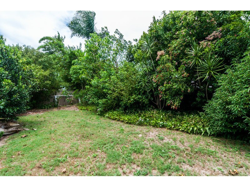 4 O’Grady Drive, Paradise Point QLD 4216