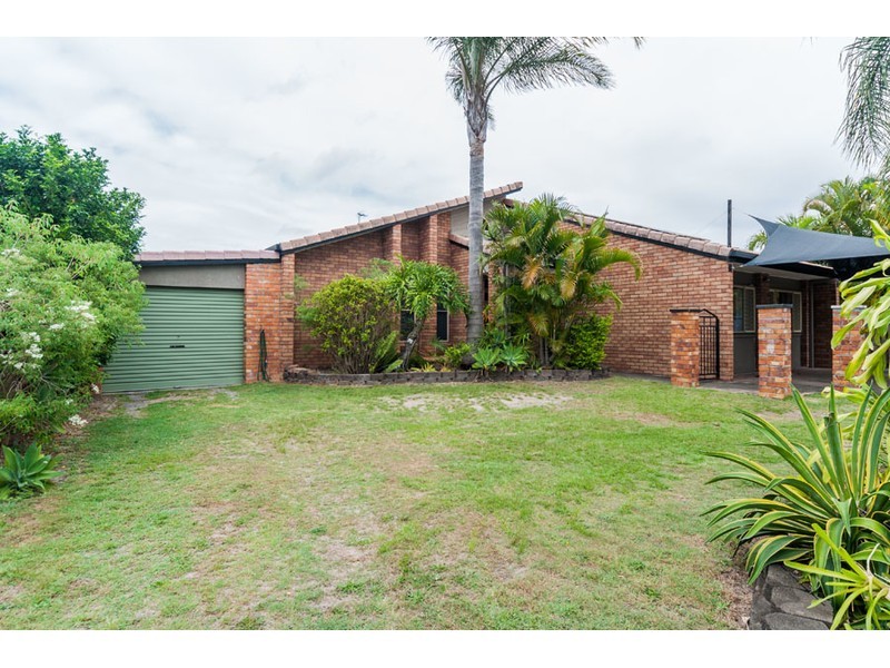 4 O’Grady Drive, Paradise Point QLD 4216