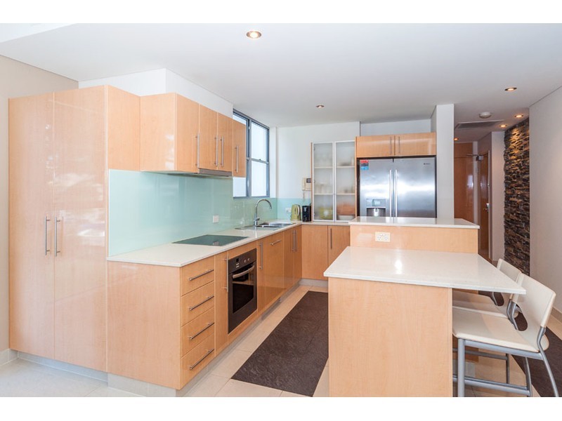 5/27-29 Madang Crescent, Runaway Bay QLD 4216