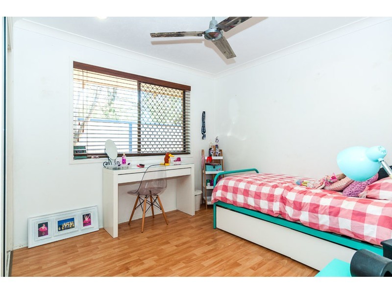 9 Burrinjuck Drive, Coombabah QLD 4216