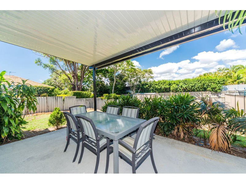 16 Medika Street, Runaway Bay QLD 4216