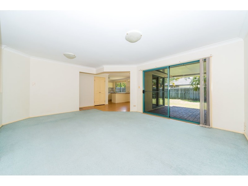 44b Sickle Avenue, Hope Island QLD 4212