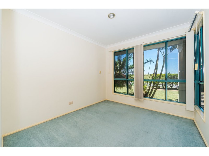 44b Sickle Avenue, Hope Island QLD 4212