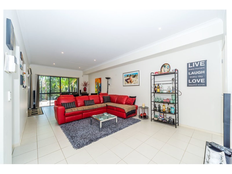 39B Broadwater Street, Runaway Bay QLD 4216