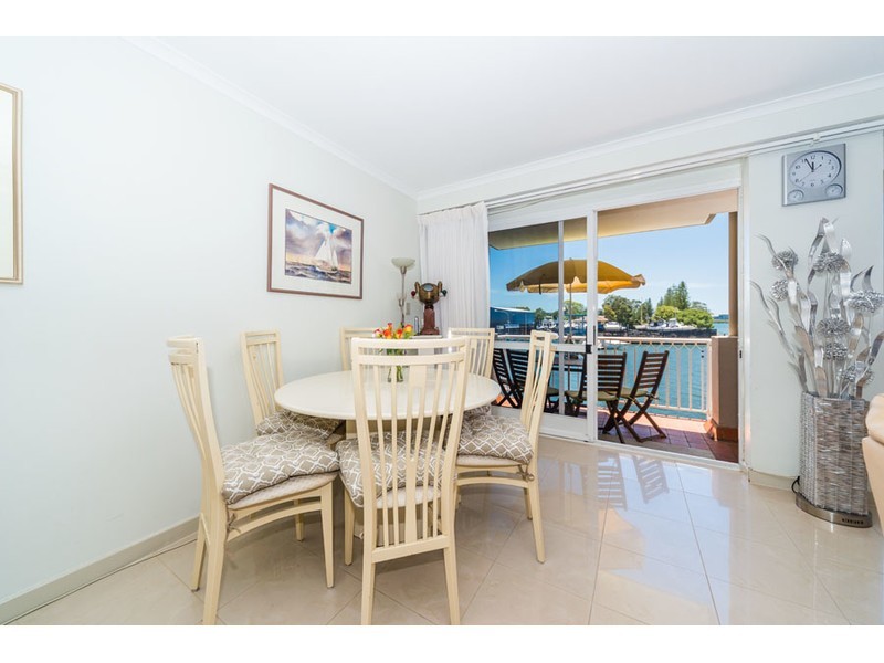 40/3 Marina Crescent, Hollywell QLD 4216