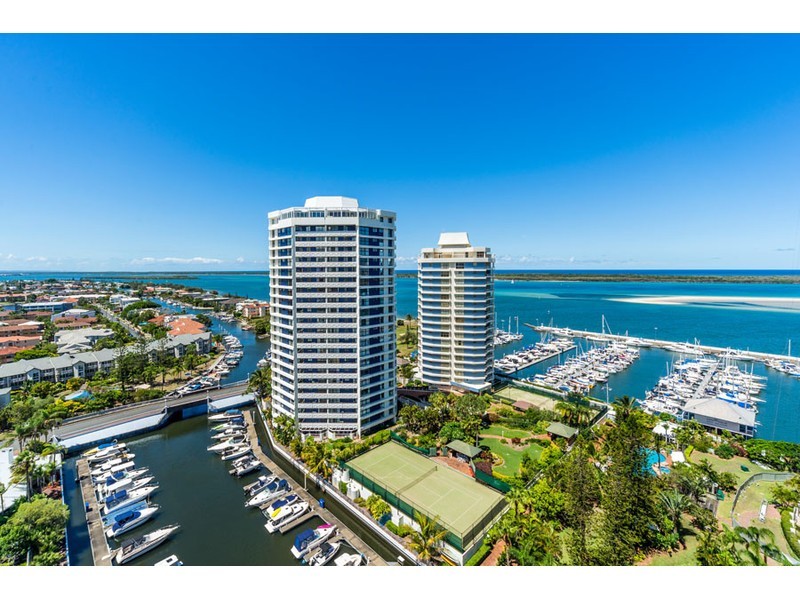 66/21 Bayview Street, Runaway Bay QLD 4216