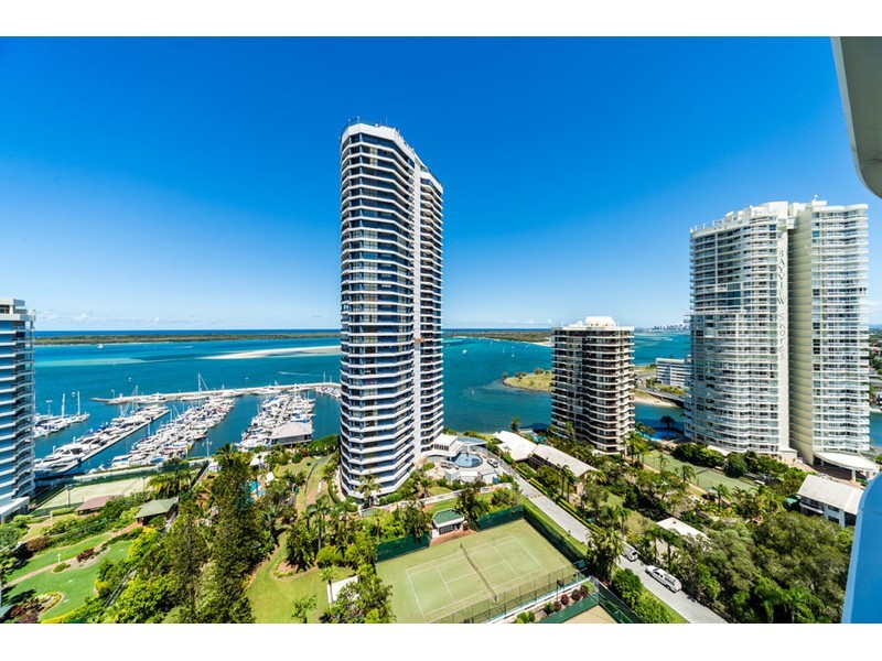 66/21 Bayview Street, Runaway Bay QLD 4216