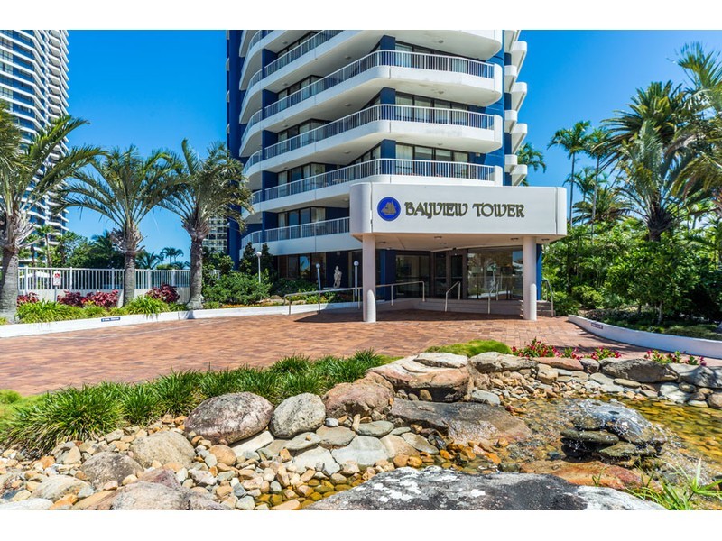 66/21 Bayview Street, Runaway Bay QLD 4216