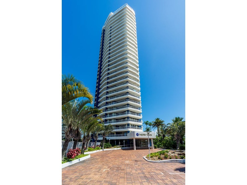 66/21 Bayview Street, Runaway Bay QLD 4216