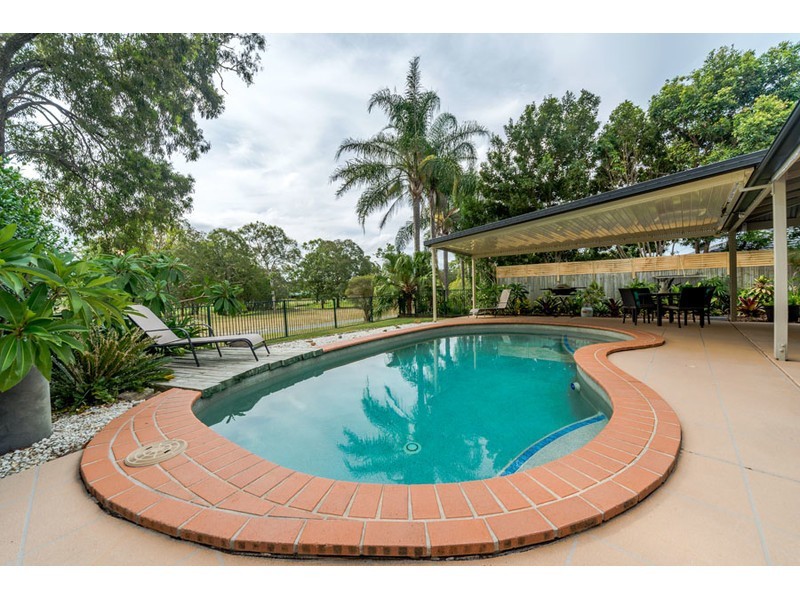 38 Stretton Drive, Helensvale QLD 4212