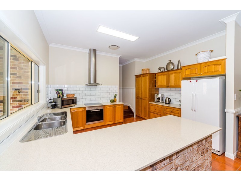 38 Stretton Drive, Helensvale QLD 4212