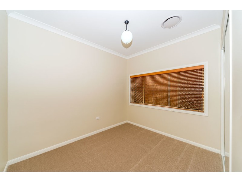 38 Stretton Drive, Helensvale QLD 4212