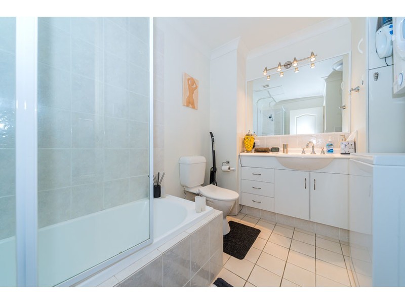 7/12 Oleander Avenue, Biggera Waters QLD 4216