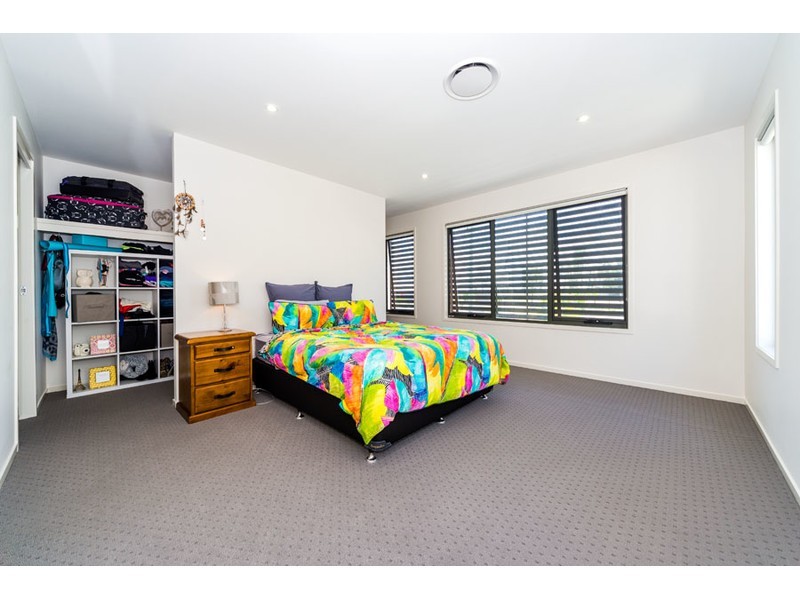 12 La Savina Drive, Coombabah QLD 4216