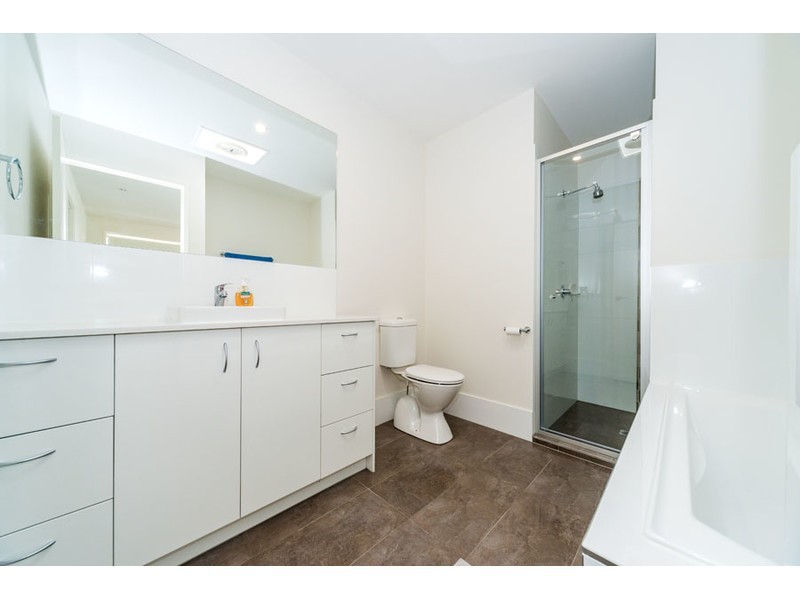12 La Savina Drive, Coombabah QLD 4216