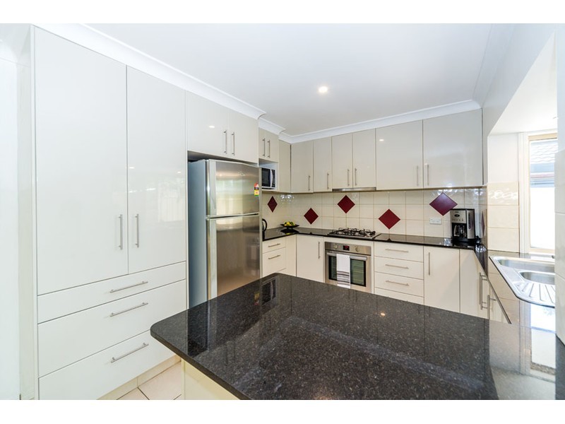 49 Poinsettia Avenue, Hollywell QLD 4216