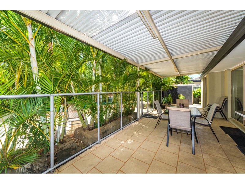49 Poinsettia Avenue, Hollywell QLD 4216