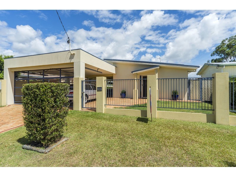 22 Jacaranda Avenue, Hollywell QLD 4216
