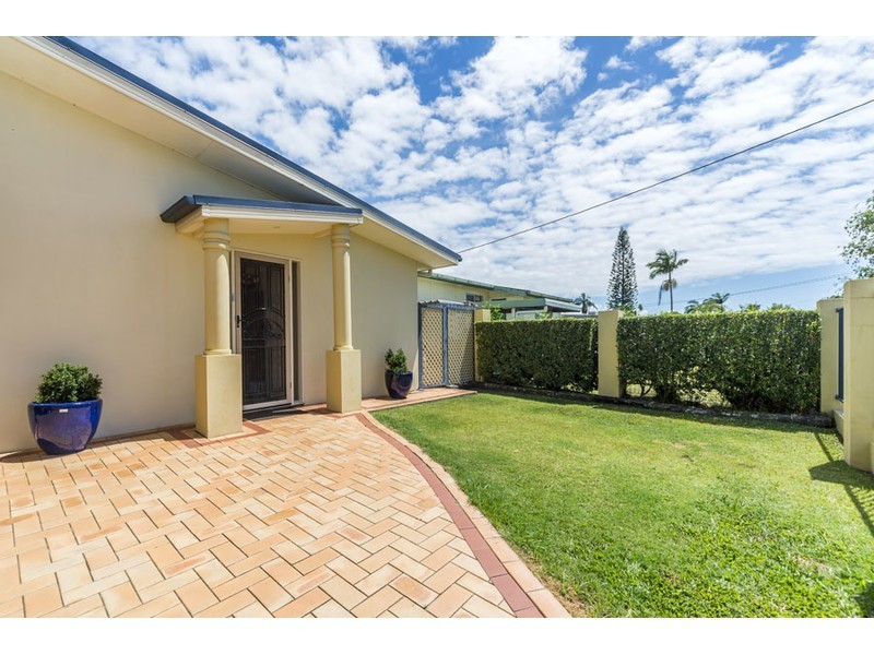 22 Jacaranda Avenue, Hollywell QLD 4216