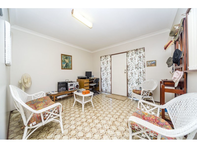 17 Kilmartin Esplanade, Biggera Waters QLD 4216