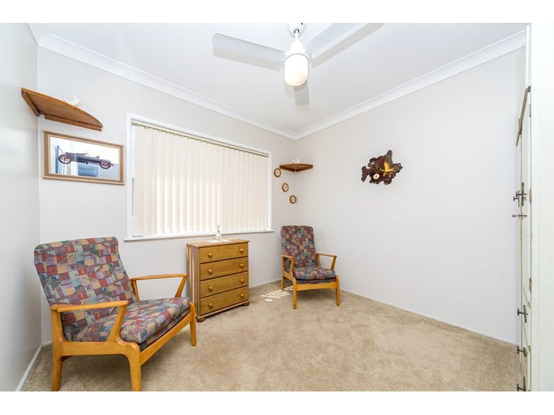 17 Kilmartin Esplanade, Biggera Waters QLD 4216