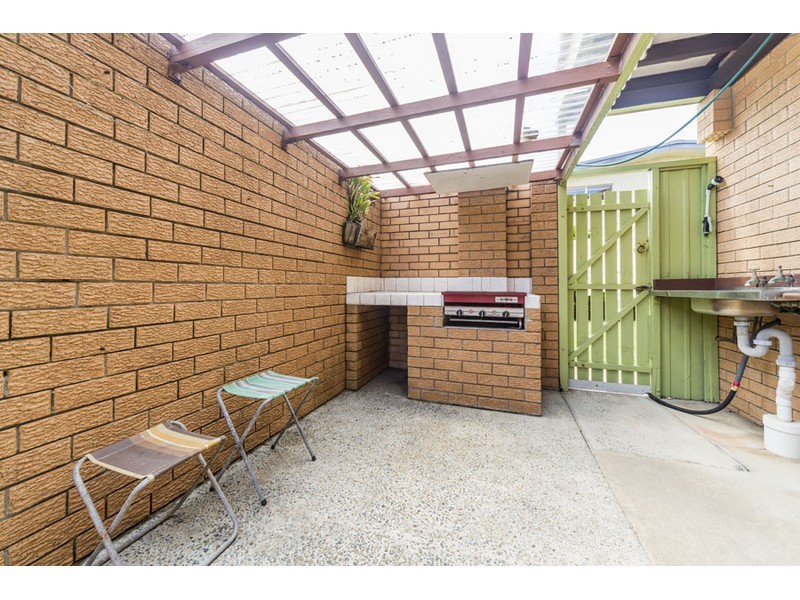 17 Kilmartin Esplanade, Biggera Waters QLD 4216