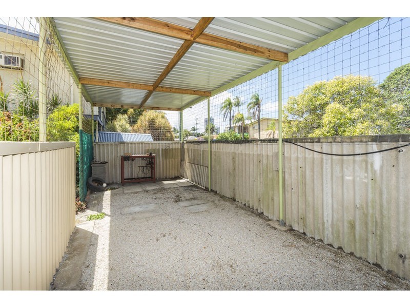 17 Kilmartin Esplanade, Biggera Waters QLD 4216
