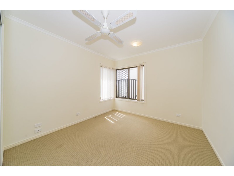 64/76 Bayview Street, Runaway Bay QLD 4216