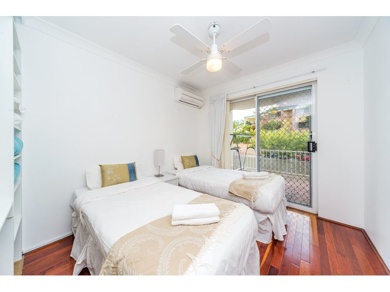7/37 Bayview Street, Runaway Bay QLD 4216