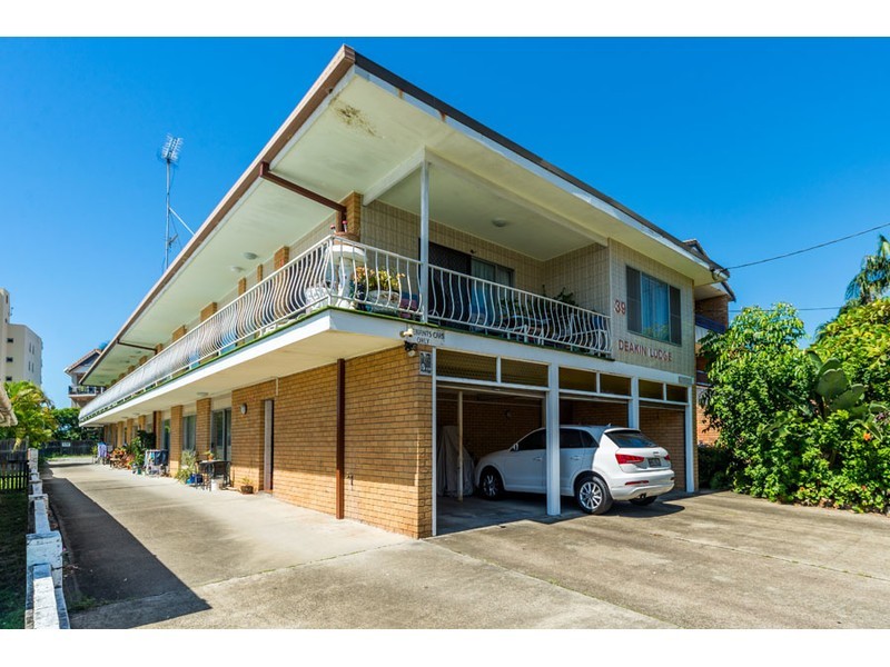 39 Back Street, Biggera Waters QLD 4216