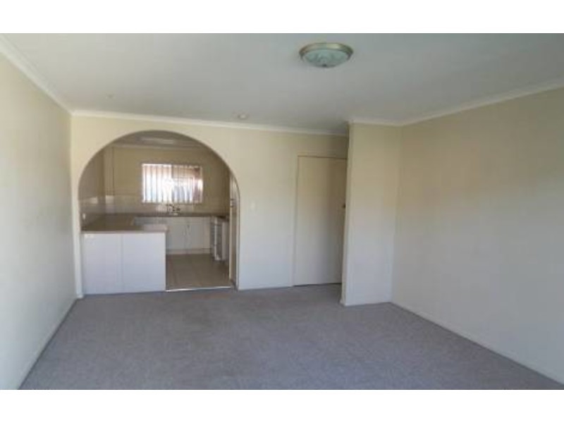 39 Back Street, Biggera Waters QLD 4216
