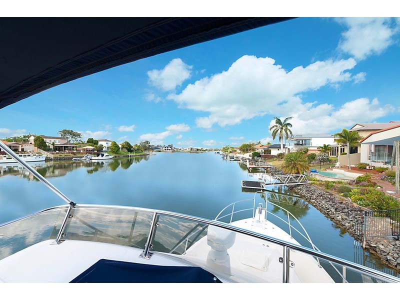 52 Monterey Keys Drive, Helensvale QLD 4212