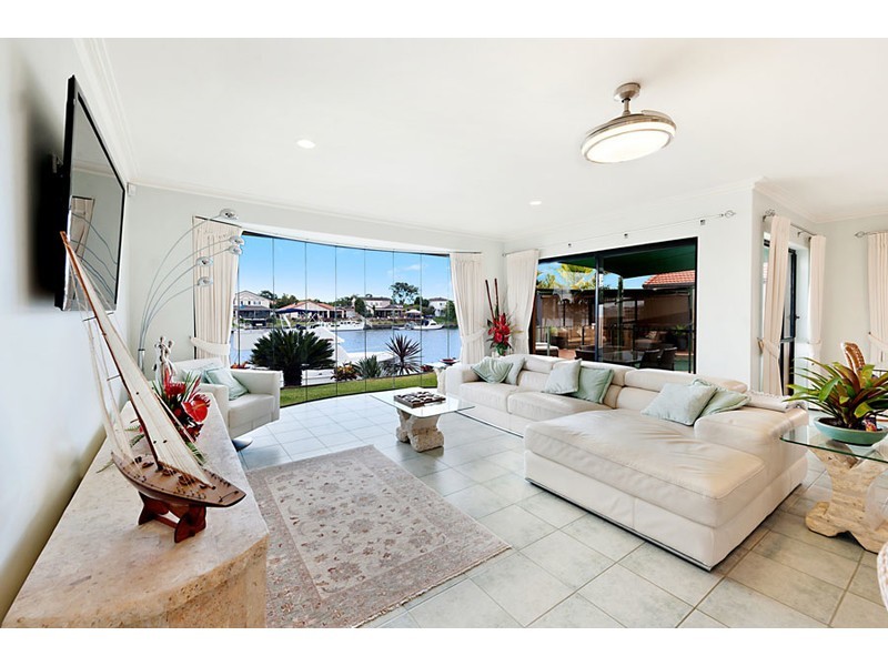 52 Monterey Keys Drive, Helensvale QLD 4212