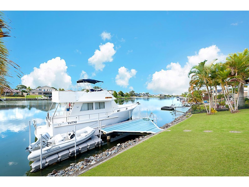 52 Monterey Keys Drive, Helensvale QLD 4212