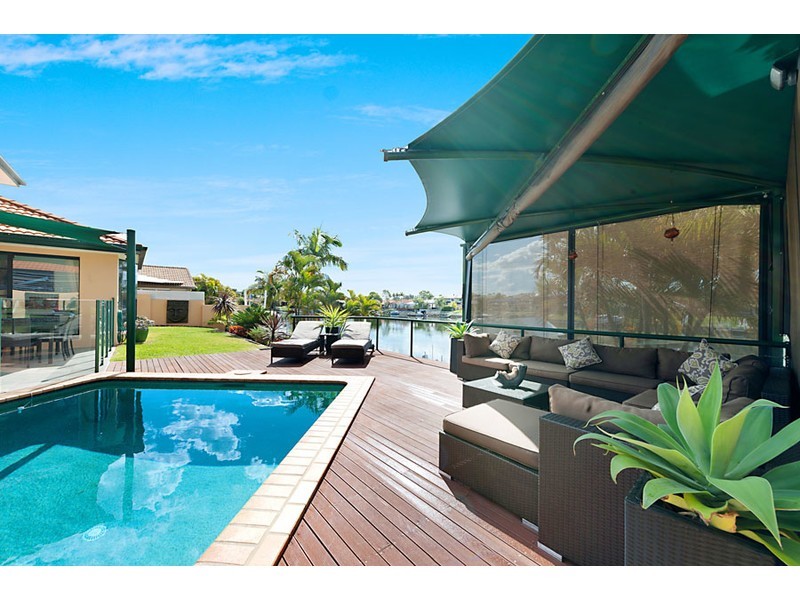 52 Monterey Keys Drive, Helensvale QLD 4212