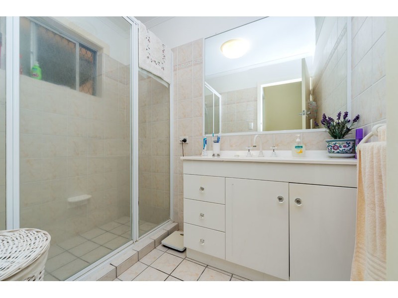 18 Nambur Street, Runaway Bay QLD 4216