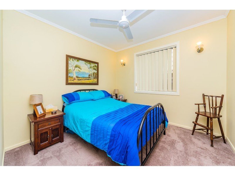 18 Nambur Street, Runaway Bay QLD 4216