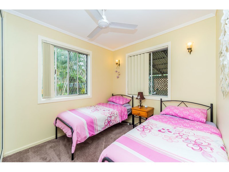 18 Nambur Street, Runaway Bay QLD 4216