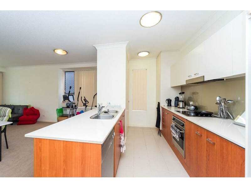 14/13 Bright Avenue, Labrador QLD 4215