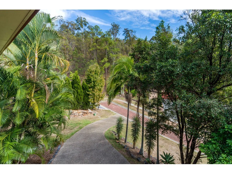 14 Bellona Court, Pacific Pines QLD 4211