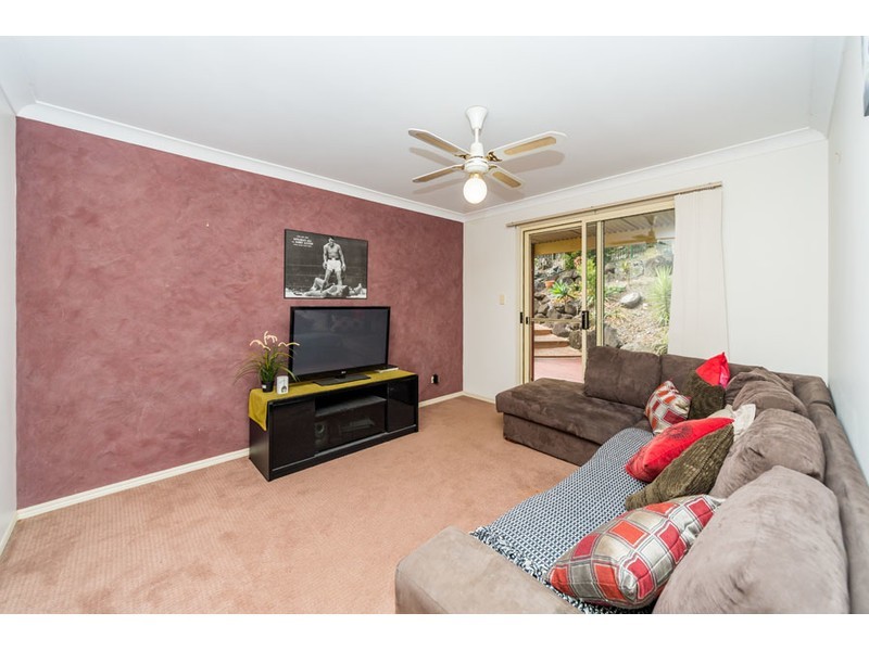 14 Bellona Court, Pacific Pines QLD 4211